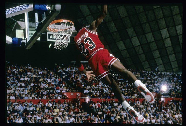 H ημέρα που ο Jordan έγραφε ιστορία με τους Bulls (vids,pic)